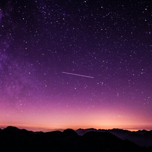 feat-milkyway Cathedral Sky
